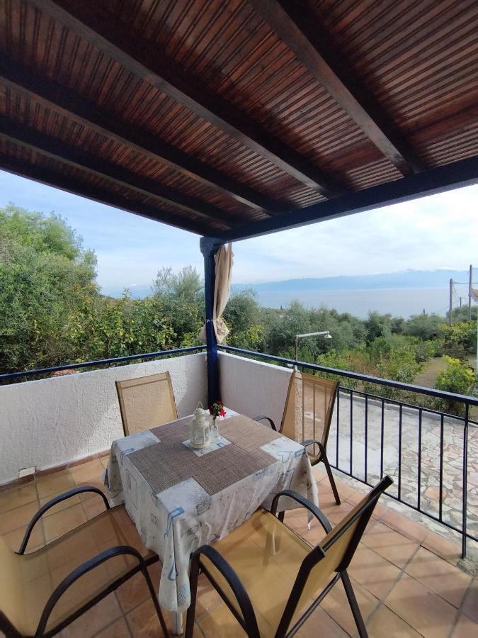 Takis Haikos House Two Minutes Walk To The Beach Peroulia Vounária Esterno foto