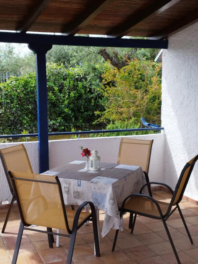 Takis Haikos House Two Minutes Walk To The Beach Peroulia Vounária Esterno foto