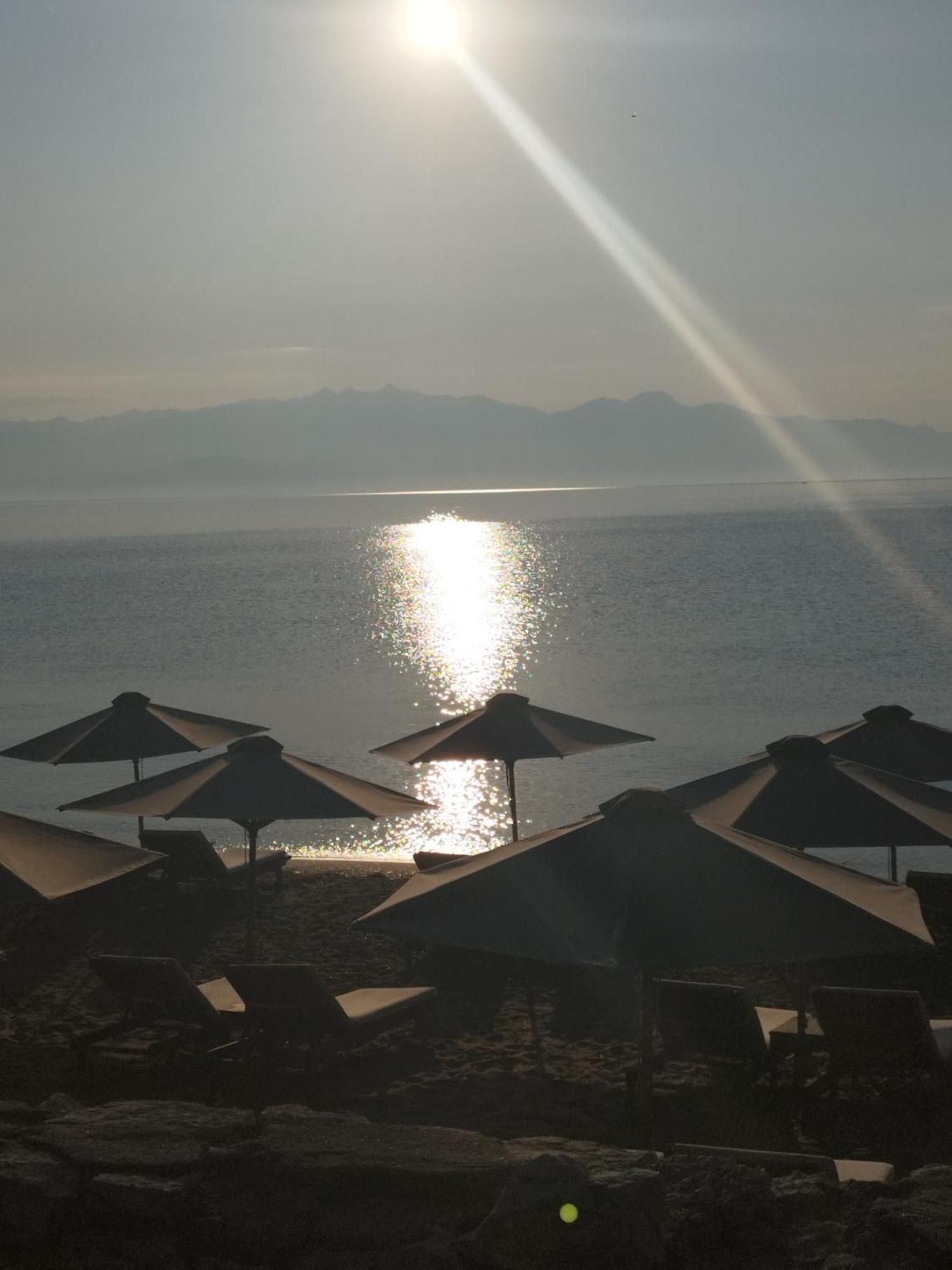 Takis Haikos House Two Minutes Walk To The Beach Peroulia Vounária Esterno foto